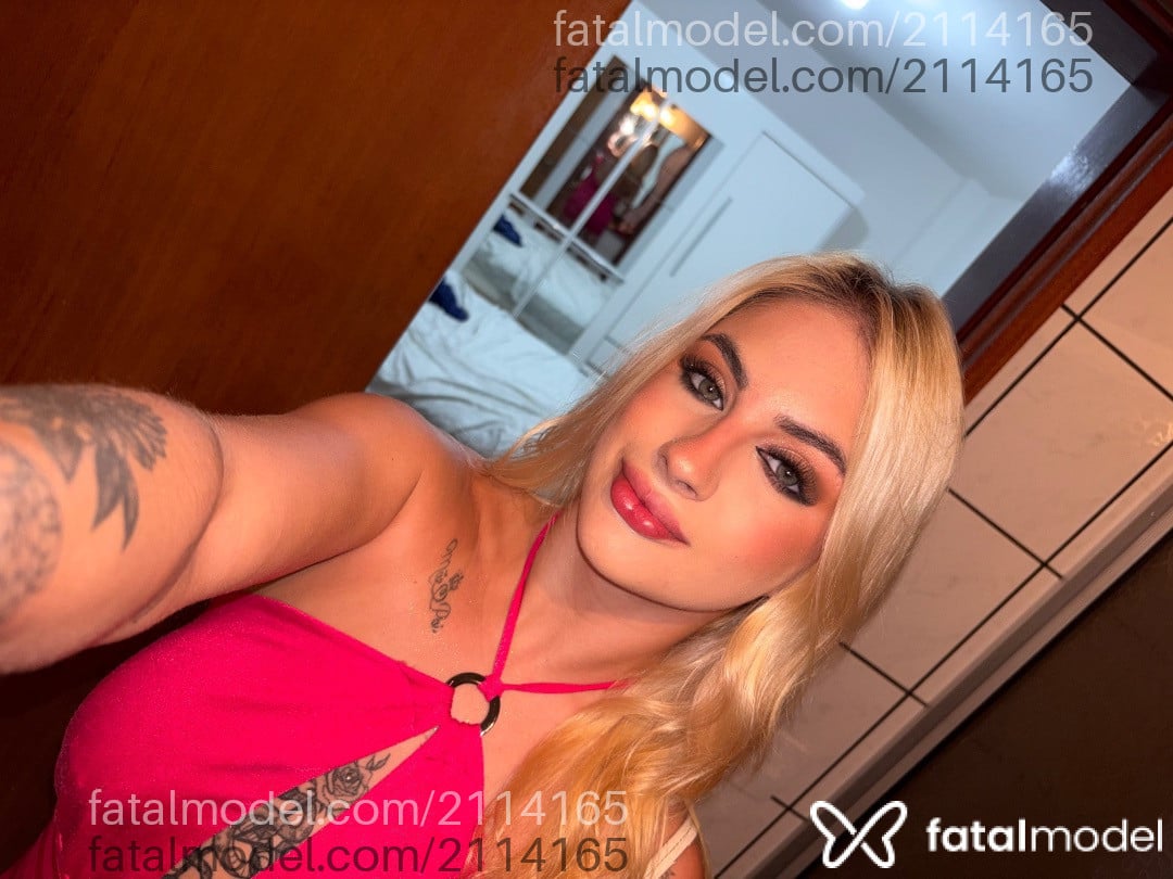 Acompanhante mulher loira (o) de olhos verdes - Yassss Acompanhante mulher loira (o) de olhos verdes - Yassss