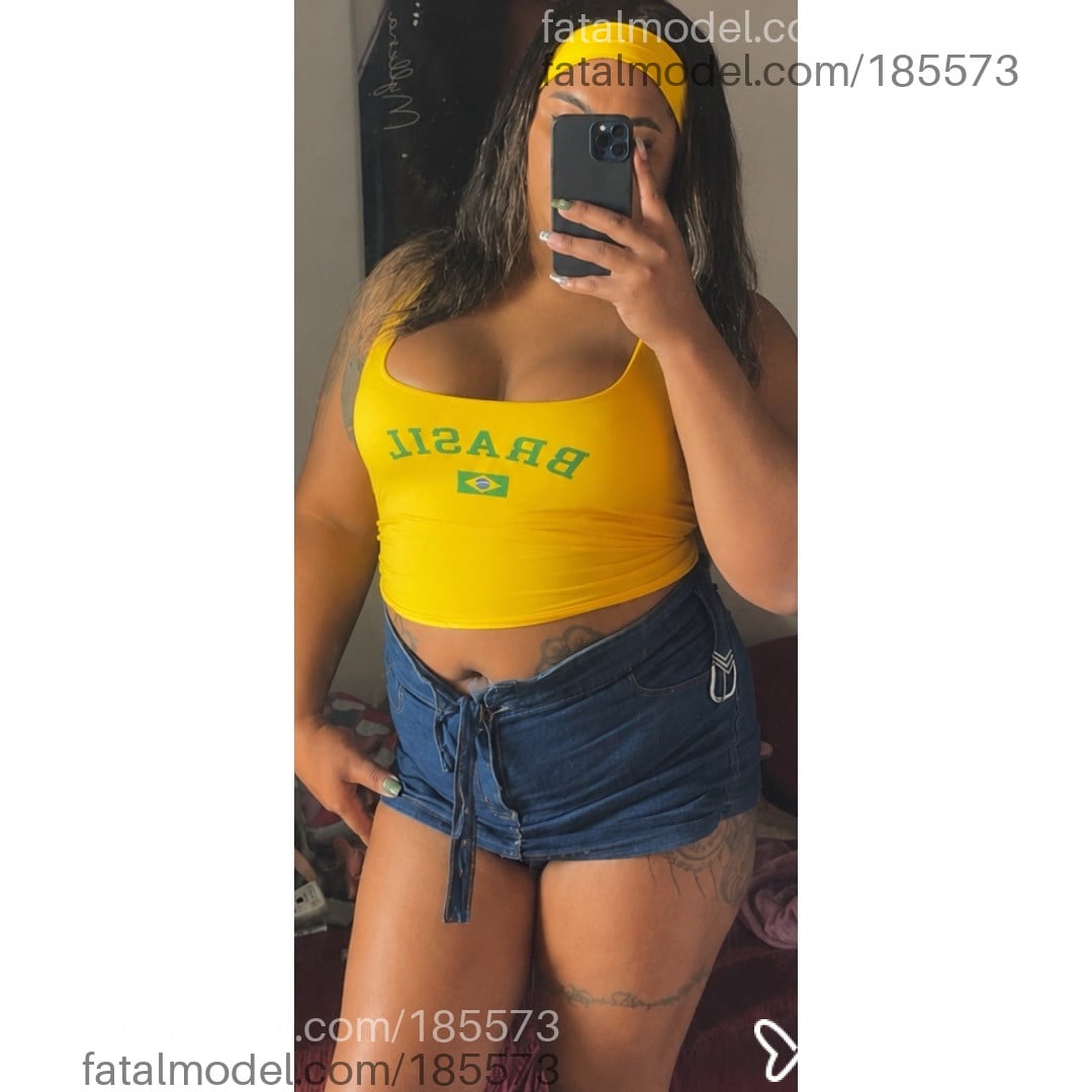 Acompanhante mulher trans loira (o) de olhos pretos em Santo Antônio de Jesus - FadaDosDesejos