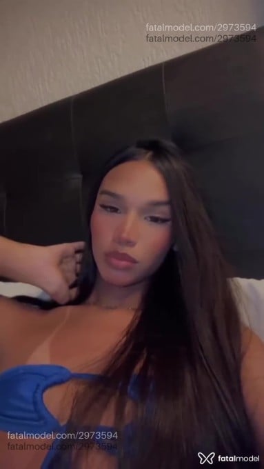 Acompanhante mulher trans morena (o) de olhos mel em Virtual - Carol