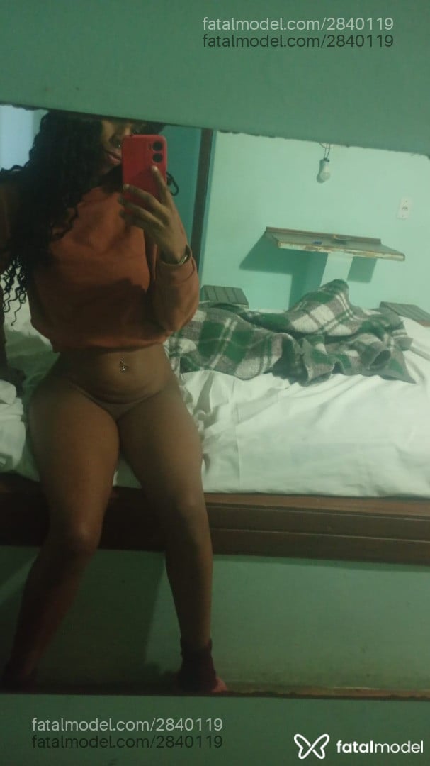 Acompanhante mulher morena (o) de olhos pretos em Pelotas - Lusafadex