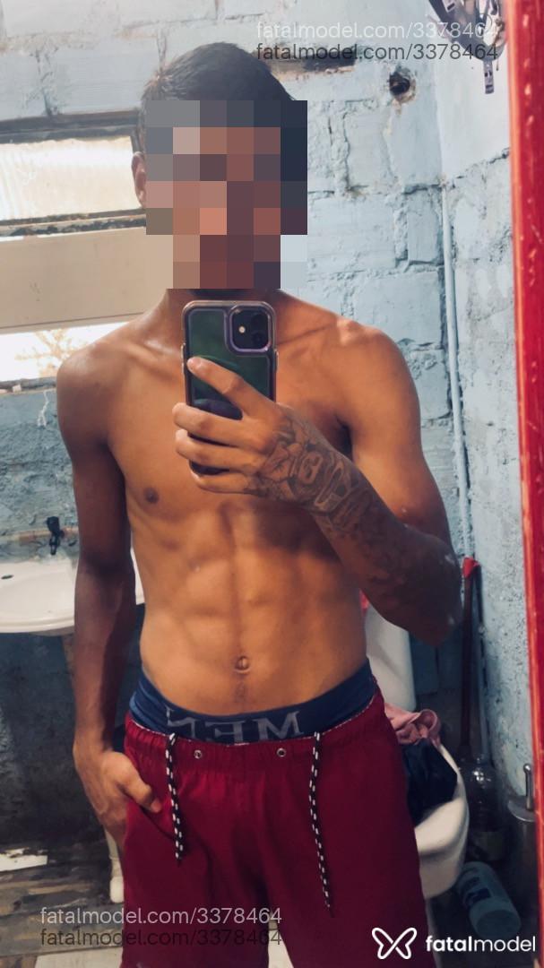 Acompanhante homem com cabelo castanho de olhos castanhos em Porto Alegre - Jk Silva