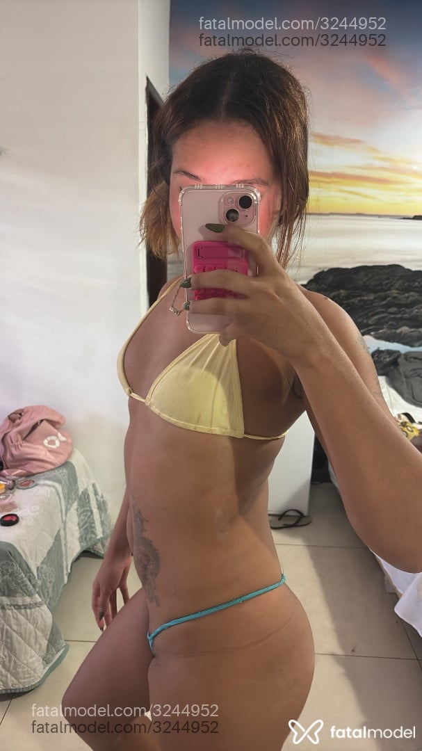 Acompanhante mulher trans ruiva (o) de olhos castanhos em Salvador - Bruna Cerqueira