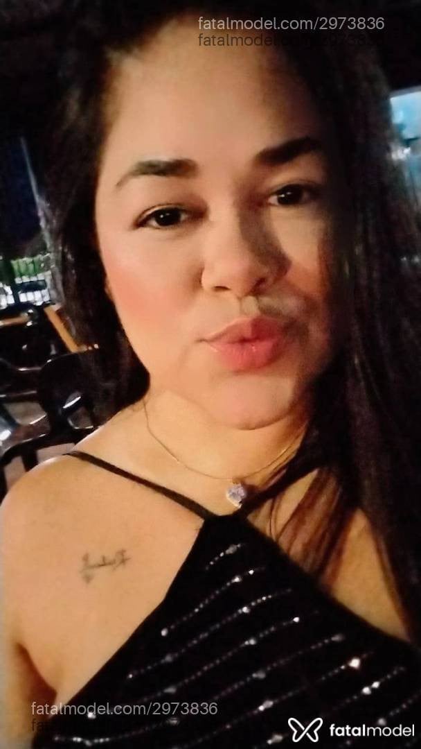 Acompanhante mulher morena (o) de olhos castanhos - Luana