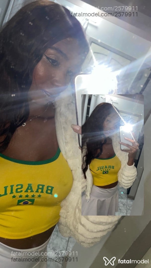 Acompanhante mulher trans morena (o) de olhos pretos em Belo Horizonte - Lua
