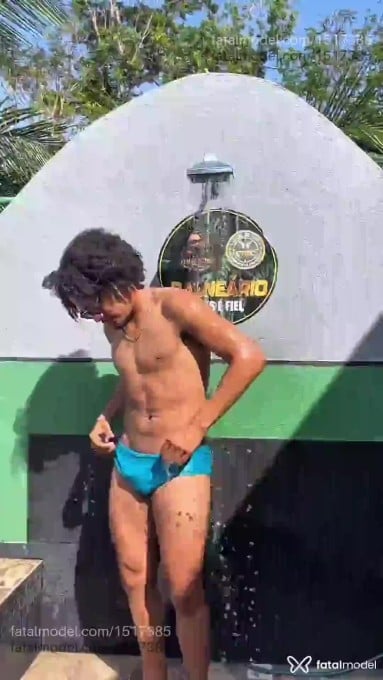 Acompanhante homem morena (o) de olhos castanhos em Paragominas Acompanhante homem morena (o) de olhos castanhos em Paragominas - Henri
