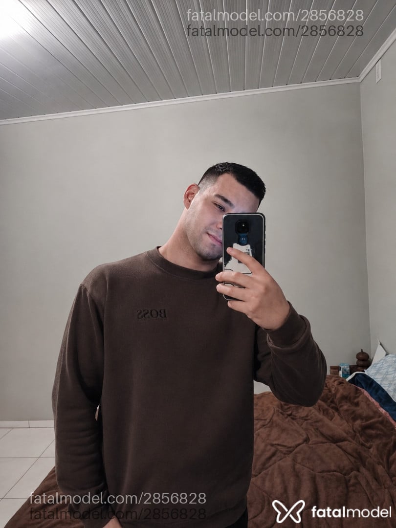 Acompanhante homem morena (o) de olhos pretos - Leandro Lopes Acompanhante homem morena (o) de olhos pretos - Leandro Lopes