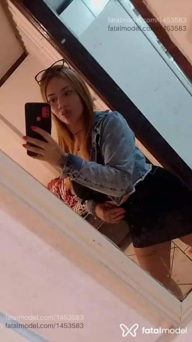 Acompanhante mulher ruiva (o) de olhos pretos em Indaial Acompanhante mulher ruiva (o) de olhos pretos em Indaial - Betina Souza