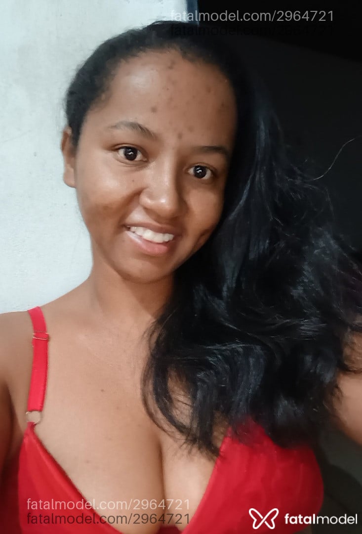 Acompanhante mulher morena (o) de olhos pretos em Gurupi - Sol