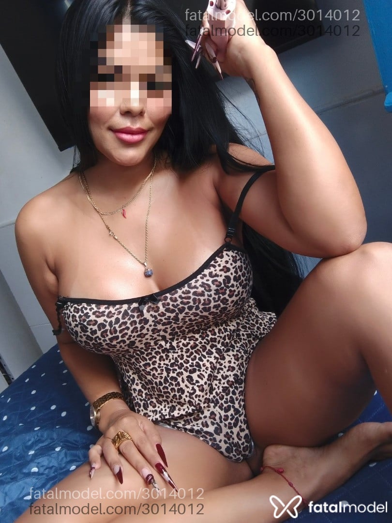 Acompanhante mulher morena (o) de olhos castanhos em Florianópolis - Valentina Victoria