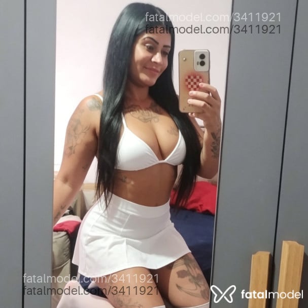 Acompanhante mulher morena (o) de olhos castanhos em Cotia - Gabizinhaa