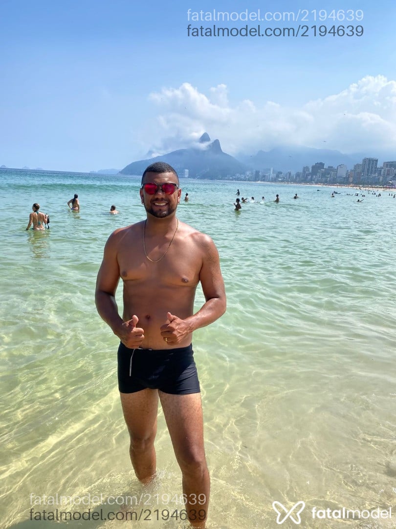 Acompanhante homem morena (o) de olhos castanhos em Saquarema - Maike