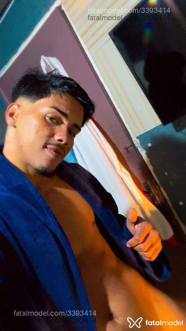 Acompanhante homem morena (o) de olhos pretos em Colombo - Calvin Alex