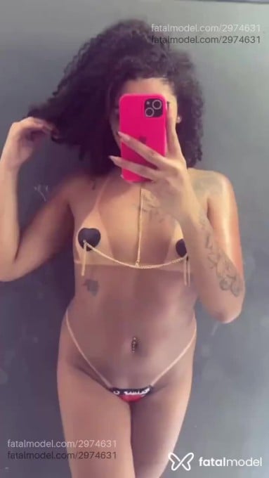Acompanhante mulher trans morena (o) de olhos castanhos em Feira de Santana - Stefany