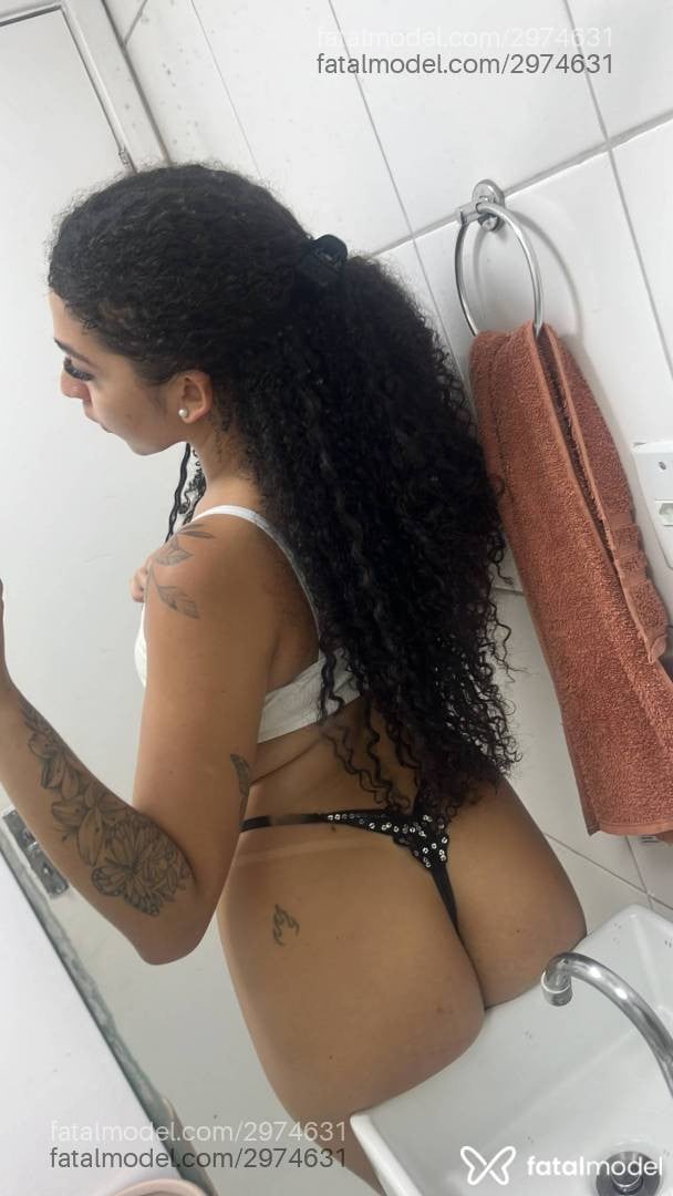Acompanhante mulher trans morena (o) de olhos castanhos - Stefany