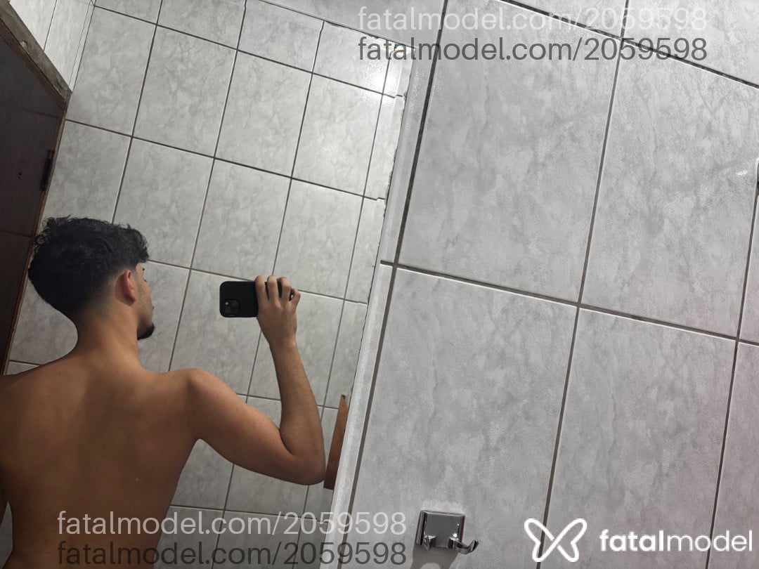 Acompanhante homem morena (o) de olhos pretos em Americana - João Fazan