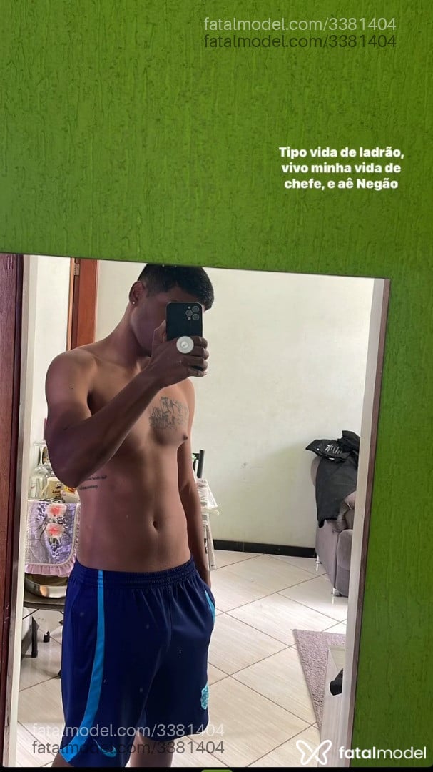 Acompanhante homem morena (o) de olhos pretos - Vini Ferreira