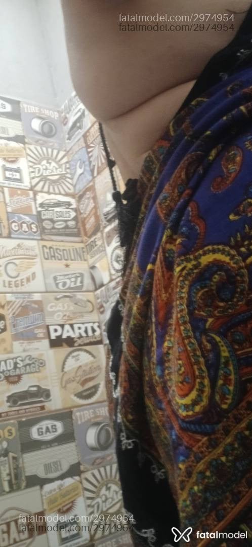 Acompanhante mulher com cabelo castanho de olhos castanhos - Alana