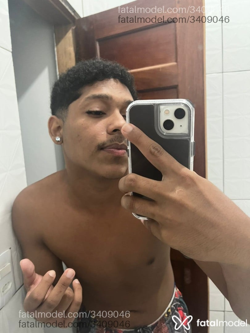 Acompanhante homem morena (o) de olhos castanhos em Boa Vista - Isaias
