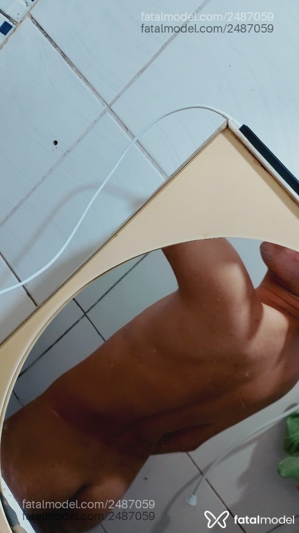 Acompanhante homem morena (o) de olhos pretos em Florianópolis - Pietro