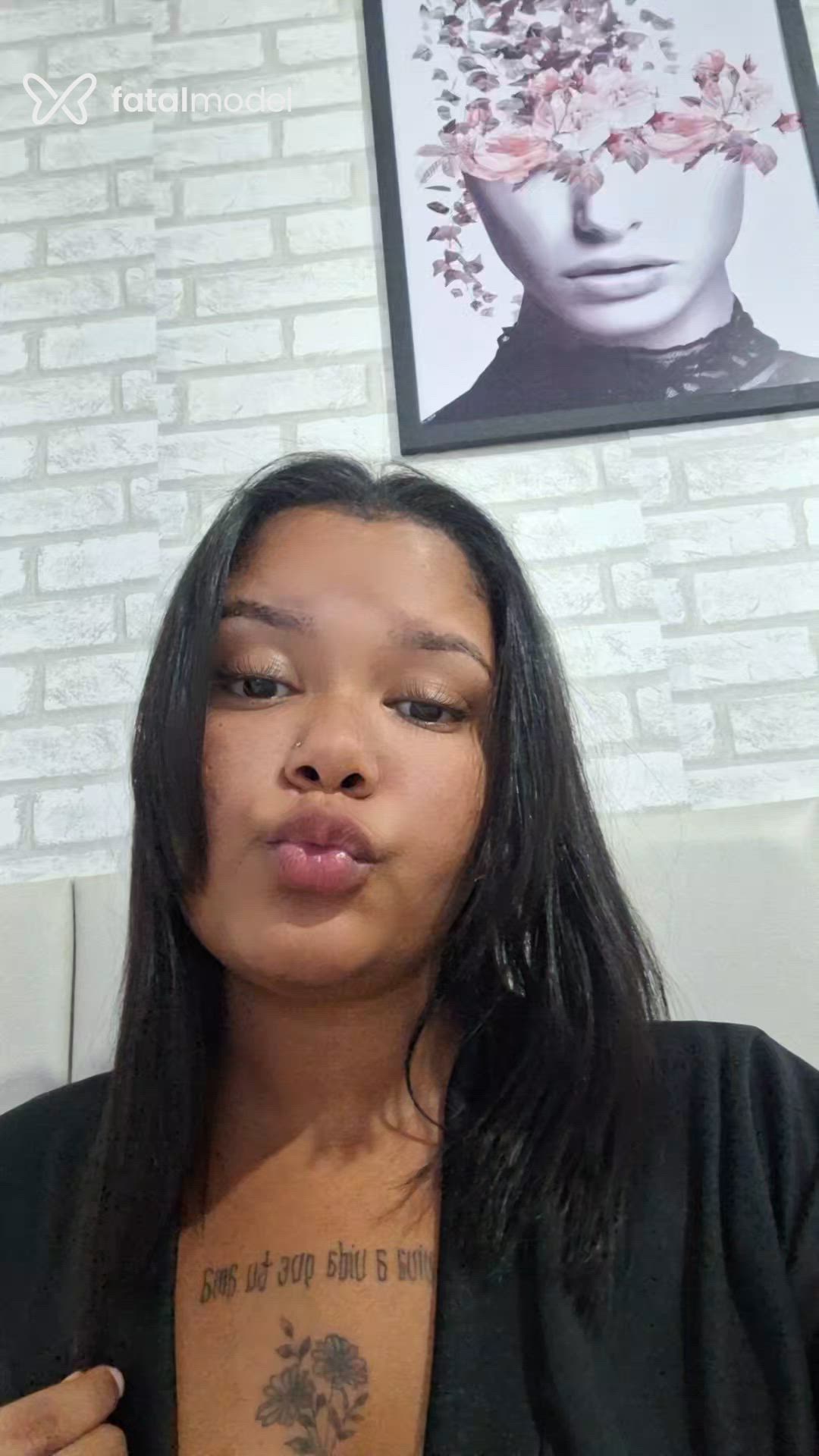 Acompanhante mulher morena (o) de olhos pretos em Ponta Grossa Acompanhante mulher morena (o) de olhos pretos em Ponta Grossa - Lola Reis