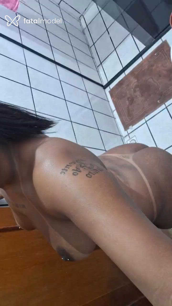Acompanhante mulher morena (o) de olhos pretos em Ponta Grossa Acompanhante mulher morena (o) de olhos pretos em Ponta Grossa - Lola Reis