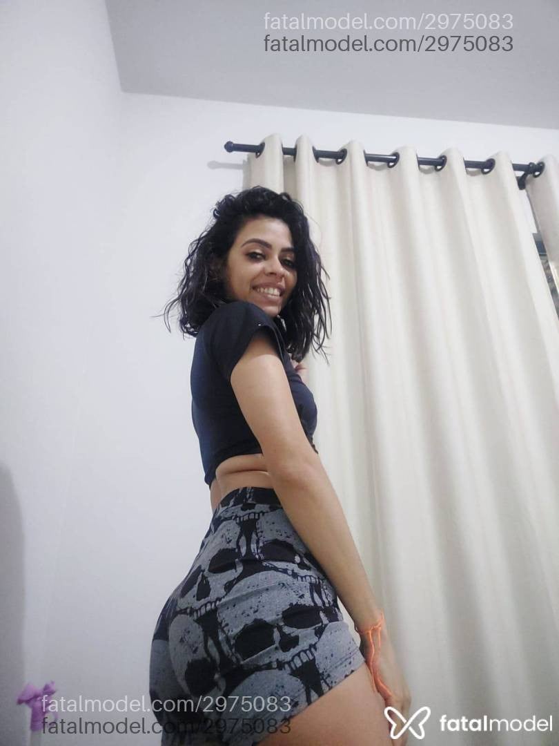 Acompanhante mulher morena (o) de olhos castanhos em Araxá - Isabella