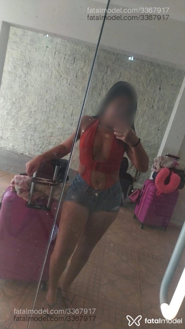 Acompanhante mulher morena (o) de olhos castanhos - Brenda Emannuele Acompanhante mulher morena (o) de olhos castanhos - Brenda Emannuele
