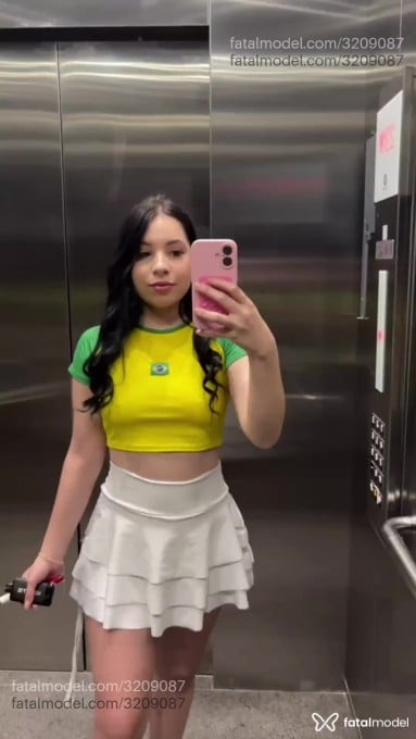 Acompanhante mulher morena (o) de olhos mel em São Paulo - Angel
