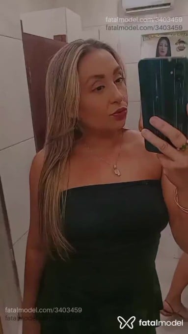 Acompanhante mulher loira (o) de olhos castanhos em Fortaleza - Beatriz