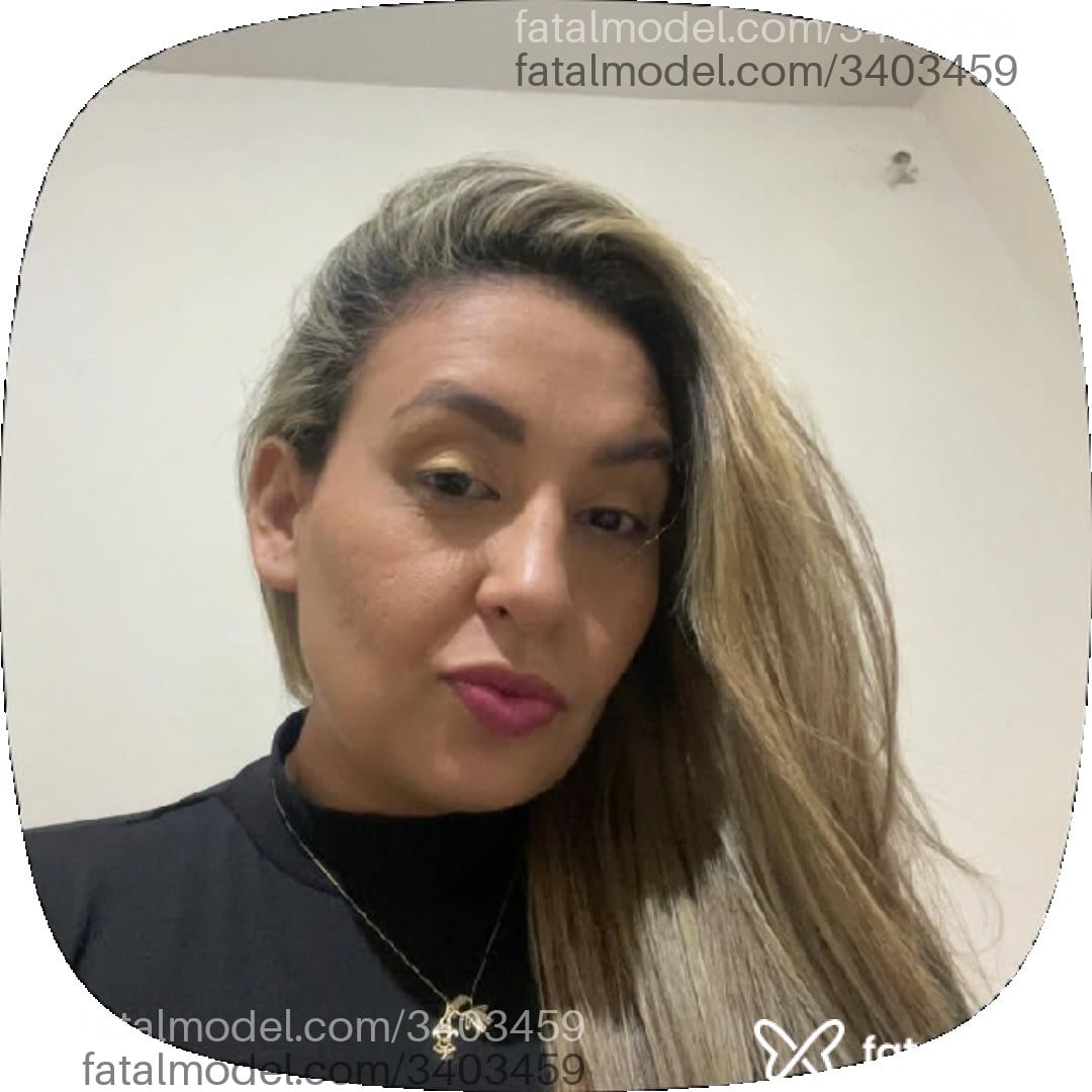 Acompanhante mulher loira (o) de olhos castanhos em Fortaleza - Beatriz