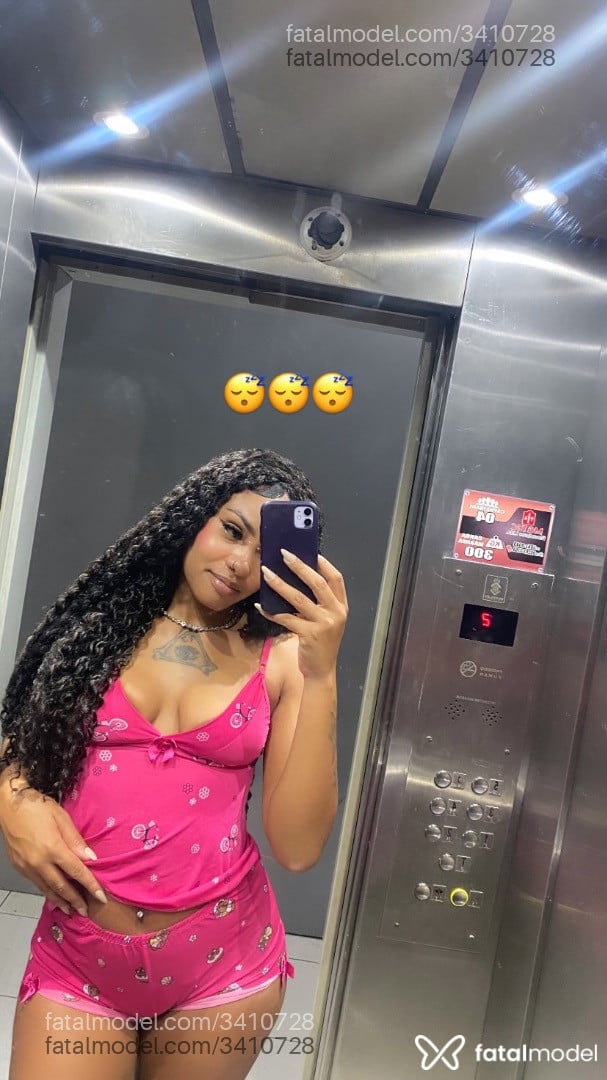 Acompanhante mulher morena (o) de olhos castanhos em São Paulo - Steffanny