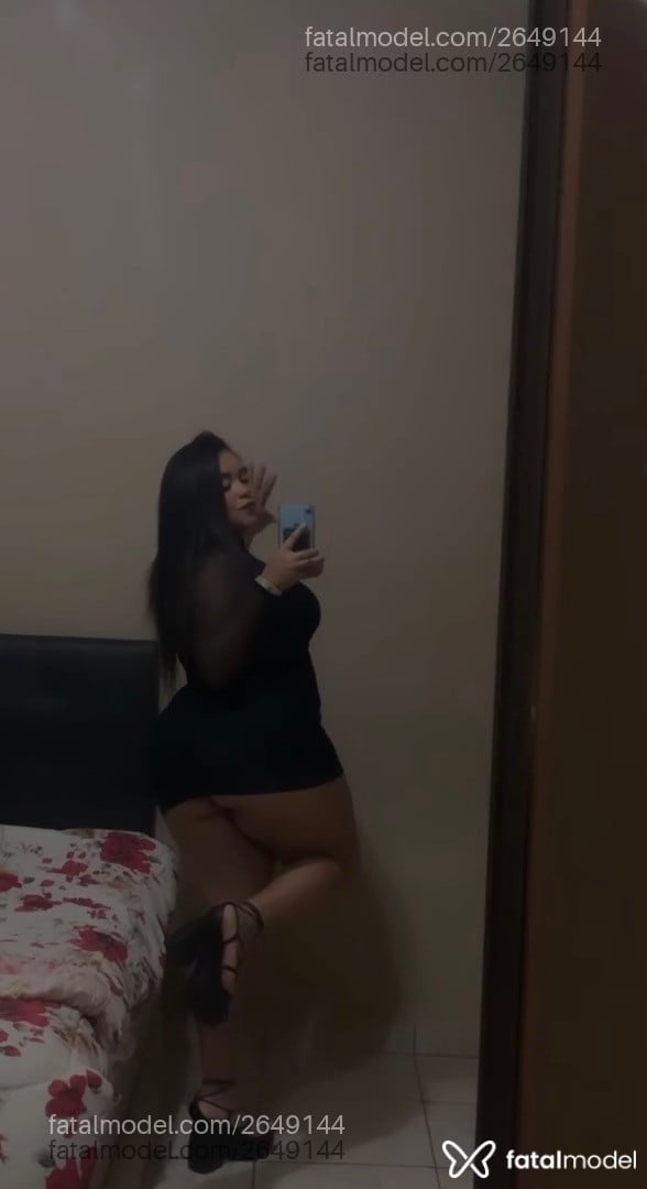 Acompanhante mulher com cabelo castanho de olhos castanhos - Eveee