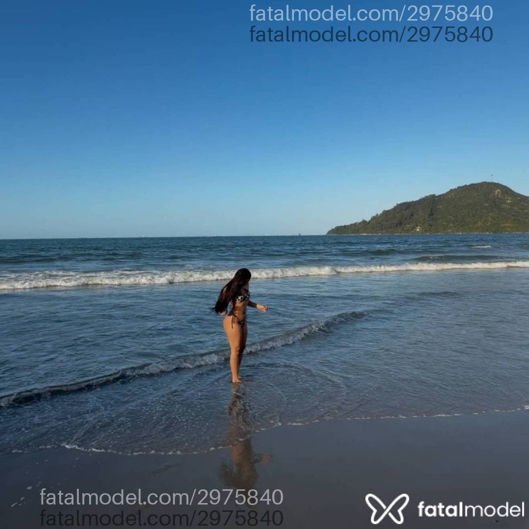 Acompanhante mulher morena (o) de olhos castanhos - Rebeca