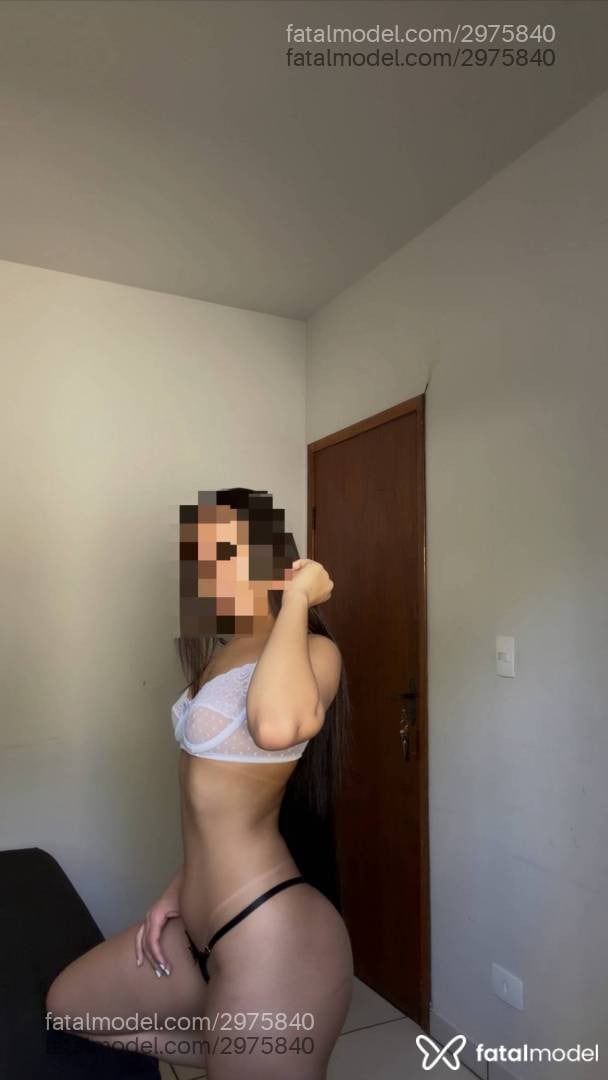 Acompanhante mulher morena (o) de olhos castanhos - Rebeca