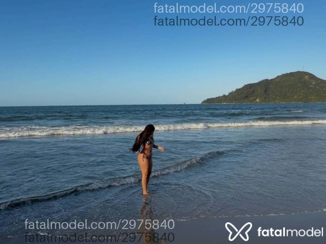 Acompanhante mulher morena (o) de olhos castanhos - Rebeca
