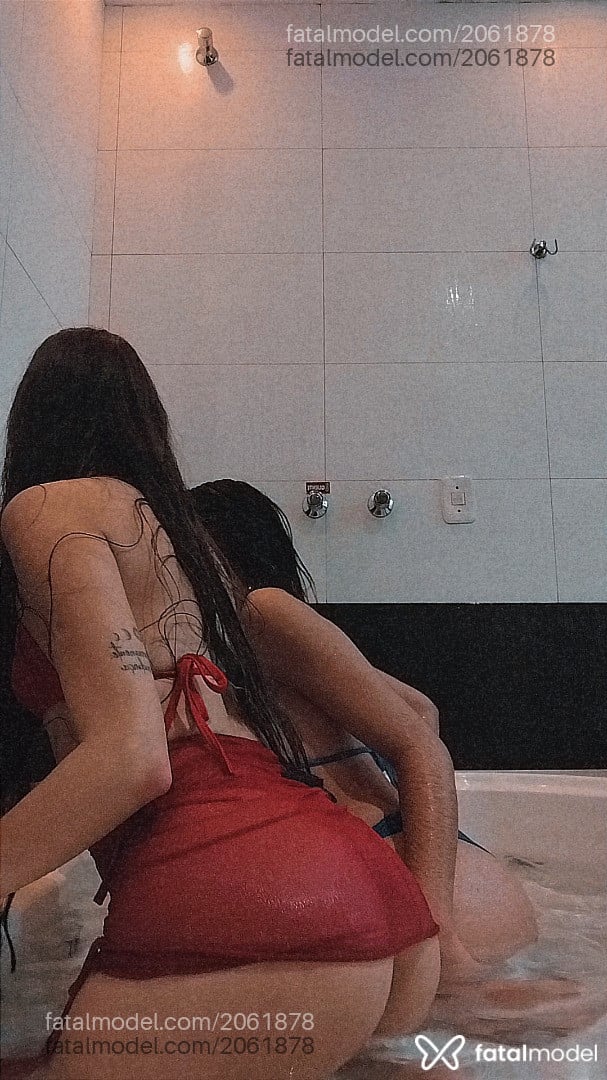 Acompanhante mulher com cabelo castanho de olhos castanhos em Umuarama - Paula