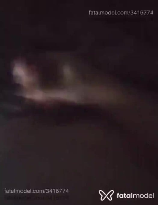 Acompanhante homem com cabelo castanho de olhos azuis em Marau - Christopher