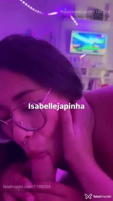 Acompanhante mulher trans com cabelo castanho de olhos castanhos em Porto Alegre - Ysa Belle Japinhaa