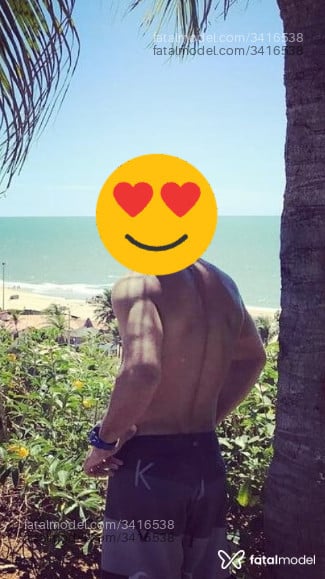Acompanhante homem com cabelo castanho de olhos castanhos em Fortaleza - João Sousa