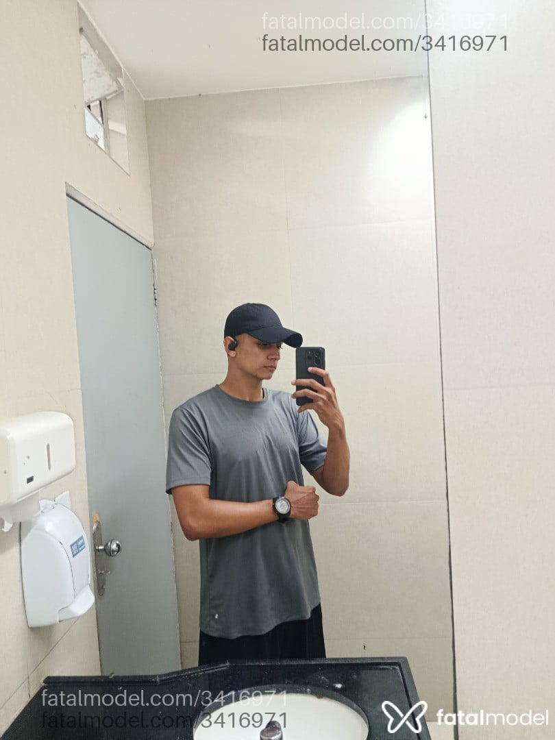 Acompanhante homem com cabelo castanho de olhos pretos em Maceió - Gabrielpauzudo