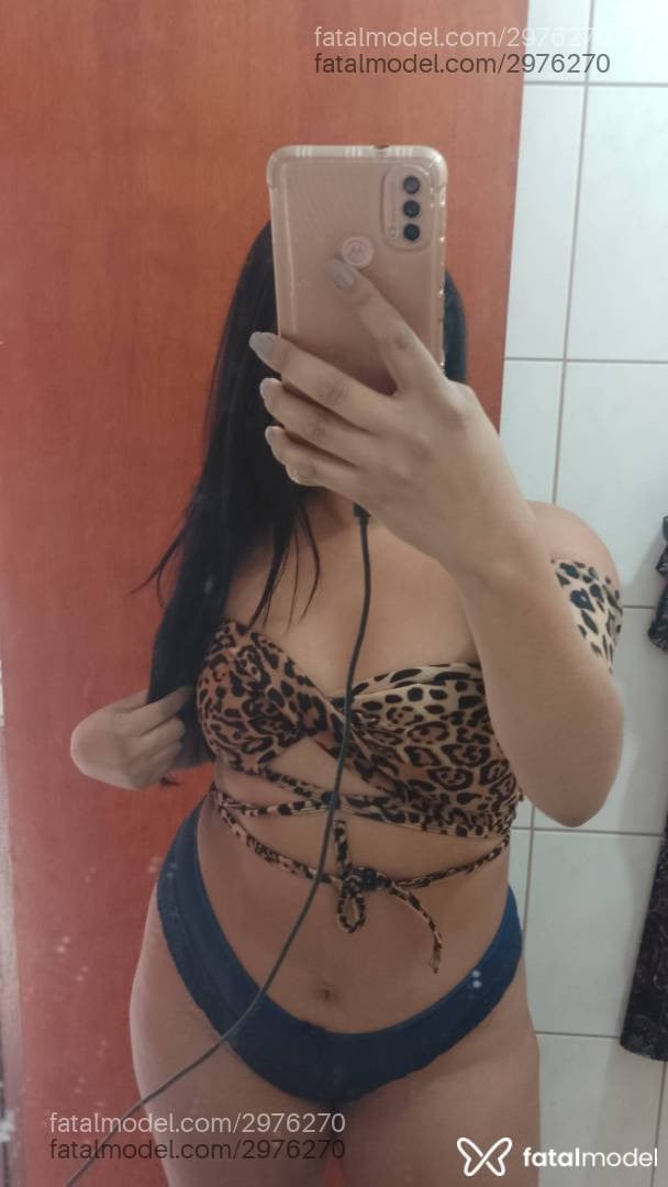 Acompanhante mulher morena (o) de olhos castanhos em São Gotardo Acompanhante mulher morena (o) de olhos castanhos em São Gotardo - Raissa
