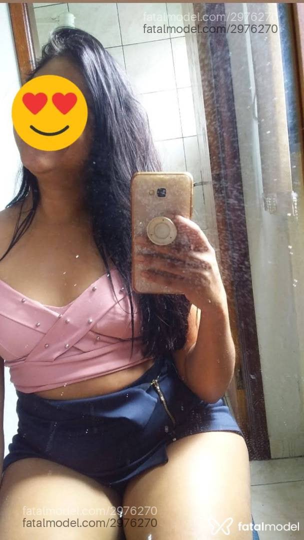 Acompanhante mulher morena (o) de olhos castanhos em São Gotardo - Raissa