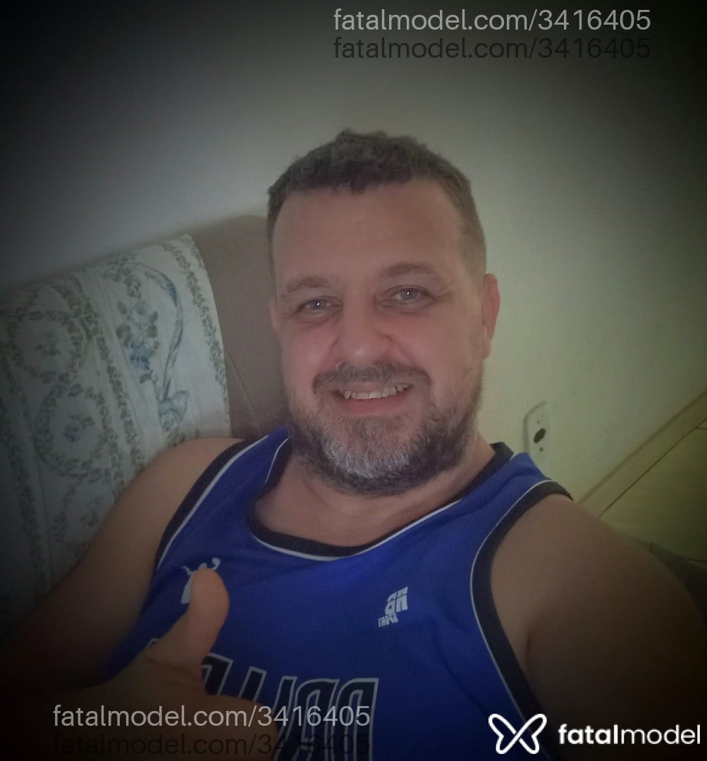 Acompanhante homem loira (o) de olhos azuis em Virtual - Jeferson