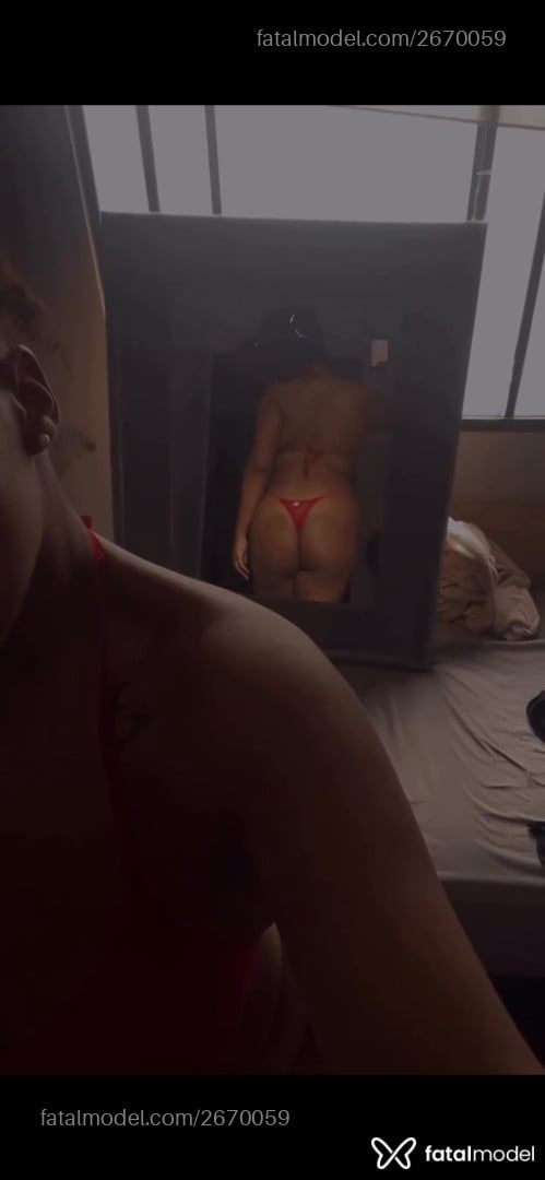 Acompanhante mulher morena (o) de olhos castanhos em Cascavel - Luluzinha