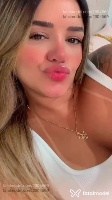 Acompanhante mulher loira (o) de olhos castanhos em Belo Horizonte - Laura Muniz
