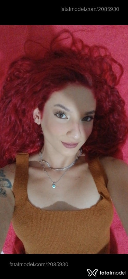 Acompanhante mulher ruiva (o) de olhos mel em Caucaia - Angel