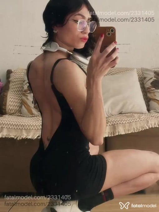 Acompanhante mulher trans com cabelo castanho de olhos castanhos em Curitiba - Chellyluchi