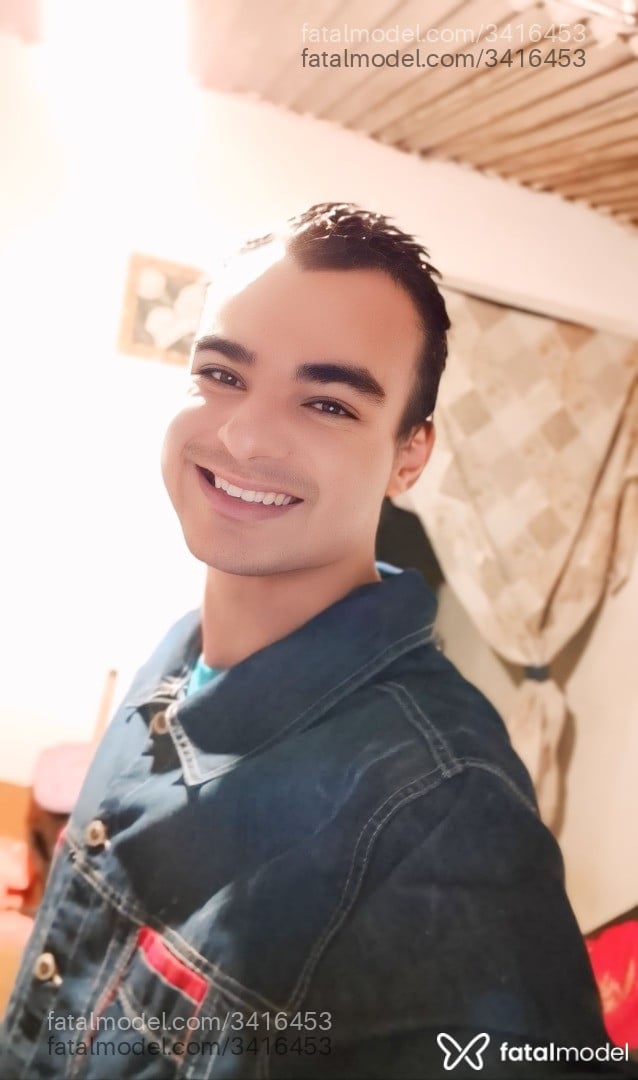 Acompanhante homem morena (o) de olhos pretos em Pompéia - Natan
