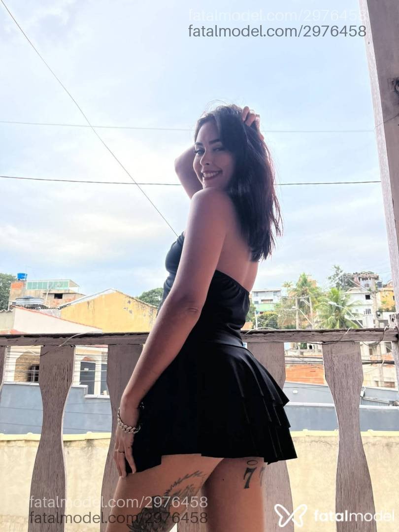 Acompanhante mulher morena (o) de olhos castanhos - Bella