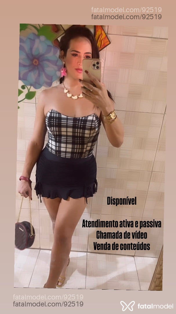 Acompanhante mulher trans morena (o) de olhos pretos em Juazeiro do Norte - Flávia